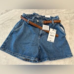 Zara Paper Bag Jean Shorts, Size 34/US 2, Never worn, NWT